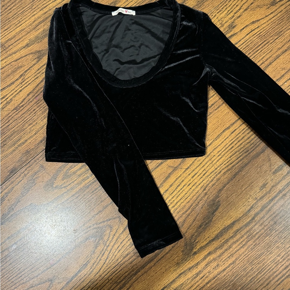 Velvet Black Long Sleeve Crop Top